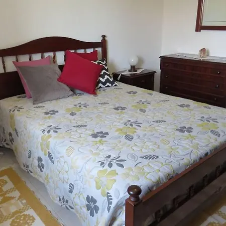 Dom wakacyjny Casa S Nicolau 2 Near The